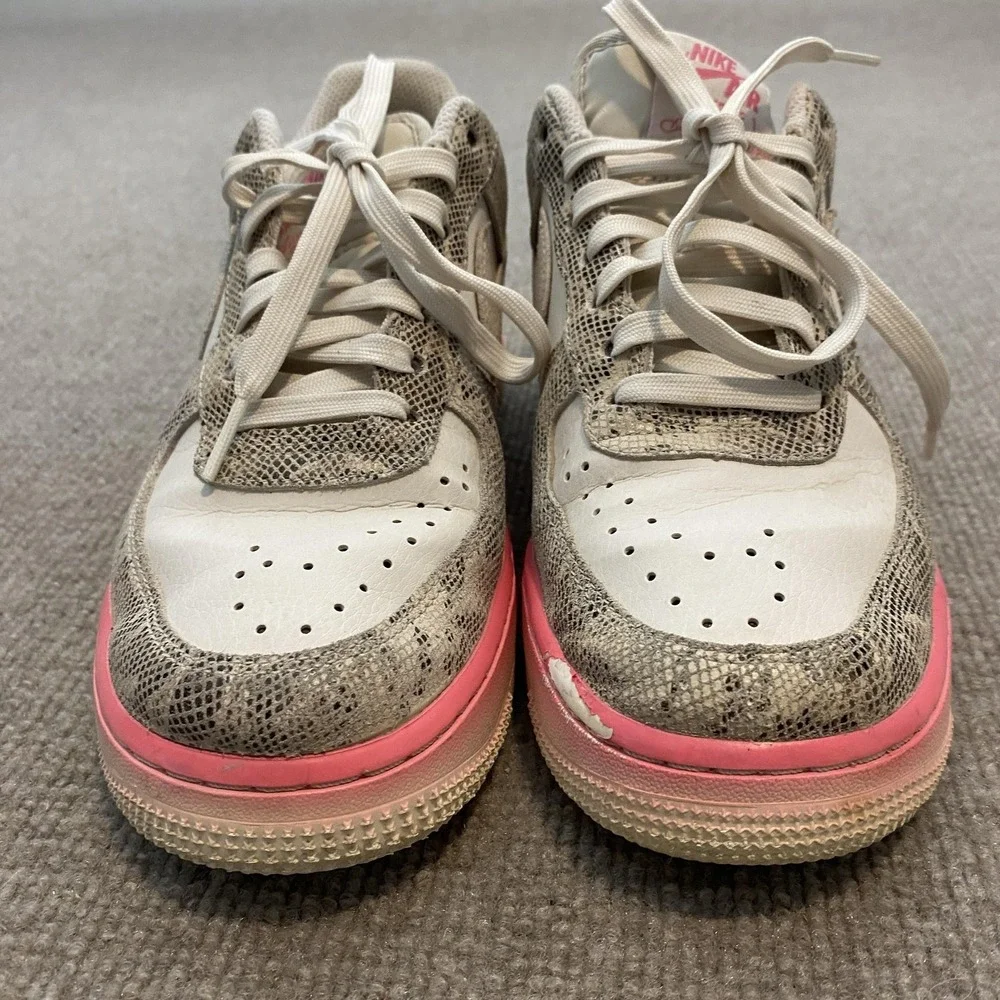 Nike Air Force 1 Shoes Womens Size 7.5 White Pink‎ Snakeskin Sneakers DV1031-030